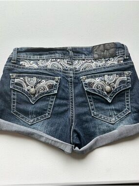 Vintage Y2K Soundgirl Embellished Bling Denim Shorts - Size 7 Juniors